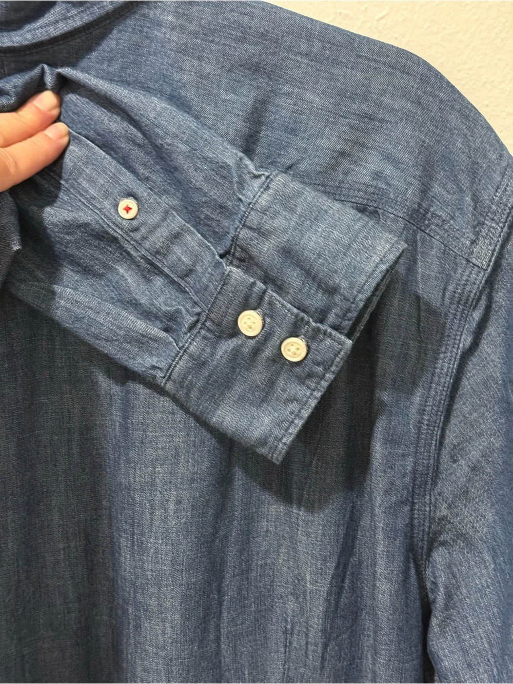 Banana Republic Men's Blue Denim Button-Up Shirt XL Slim Fit